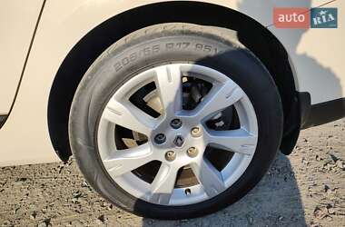Седан Renault Fluence 2013 в 