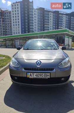 Седан Renault Fluence 2012 в 