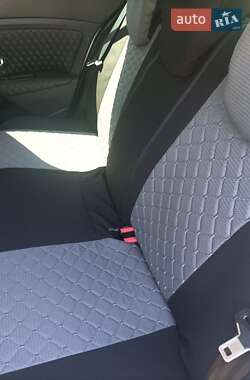 Седан Renault Fluence 2015 в 