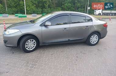 Седан Renault Fluence 2011 в 