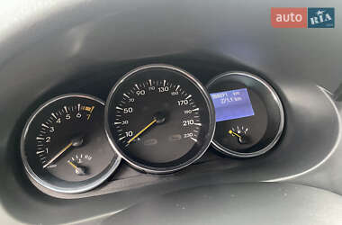 Седан Renault Fluence 2012 в 