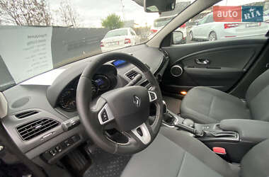 Седан Renault Fluence 2012 в 