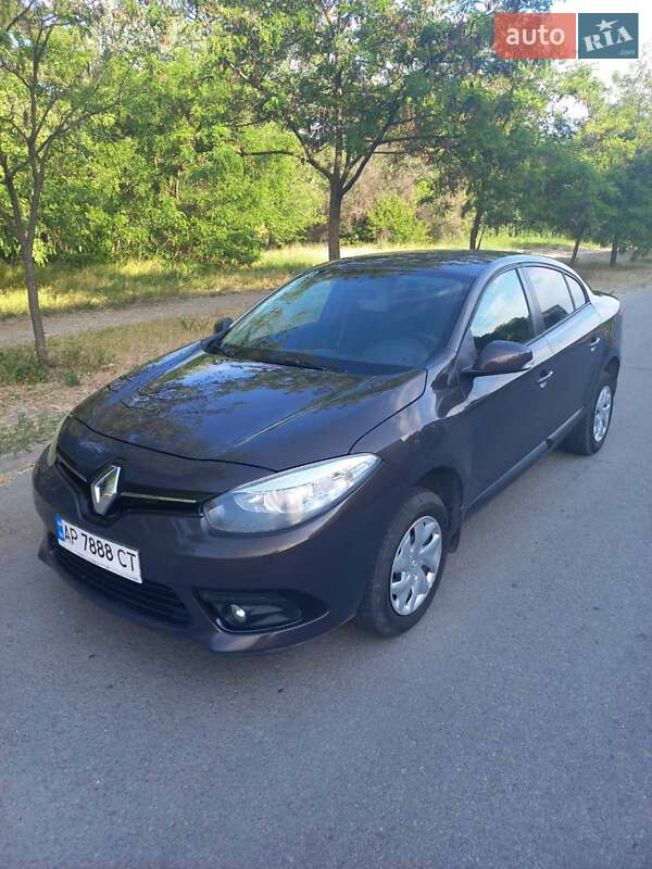 Седан Renault Fluence 2013 в 