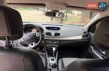 Седан Renault Fluence 2012 в 