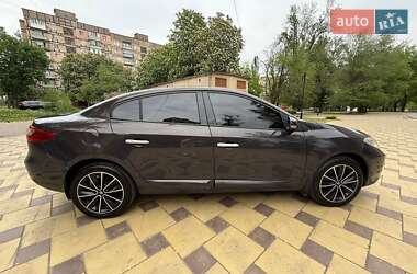 Седан Renault Fluence 2012 в 