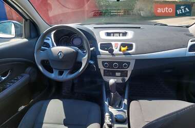 Седан Renault Fluence 2015 в 