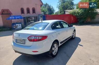 Седан Renault Fluence 2015 в 