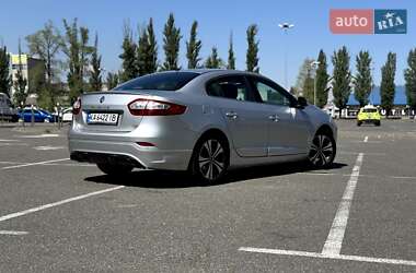 Седан Renault Fluence 2011 в 