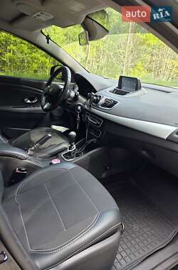 Седан Renault Fluence 2010 в 