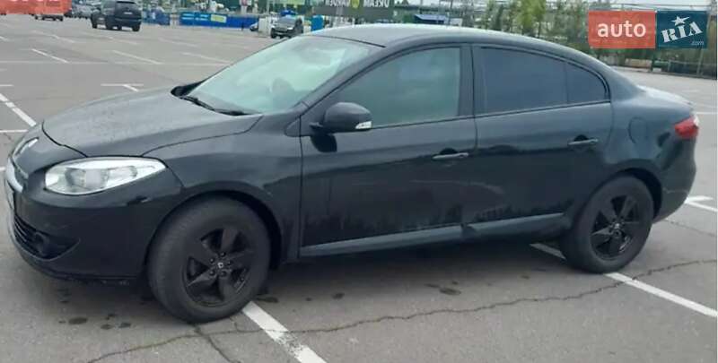 Седан Renault Fluence 2011 в Львове