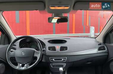 Седан Renault Fluence 2015 в 