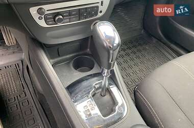 Седан Renault Fluence 2015 в 
