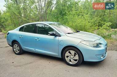 Седан Renault Fluence 2011 в 