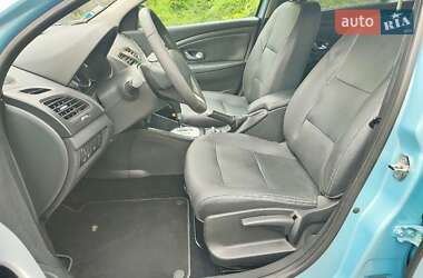 Седан Renault Fluence 2011 в 