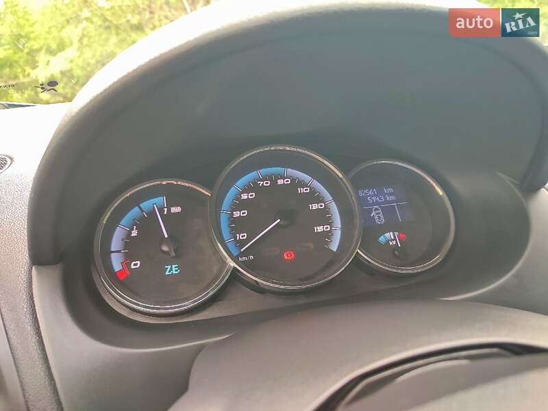 Седан Renault Fluence 2011 в Золотоноше