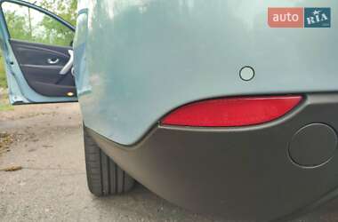 Седан Renault Fluence 2011 в 
