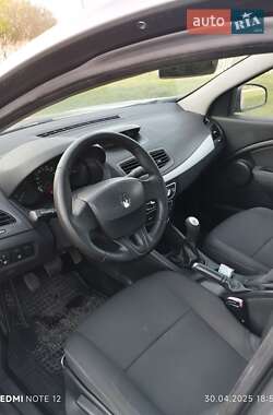 Седан Renault Fluence 2010 в 