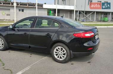 Седан Renault Fluence 2015 в 