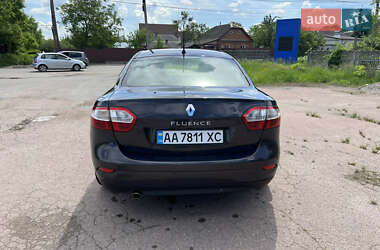 Седан Renault Fluence 2012 в 