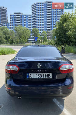 Седан Renault Fluence 2013 в 