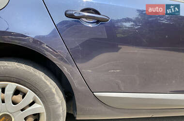 Седан Renault Fluence 2013 в 