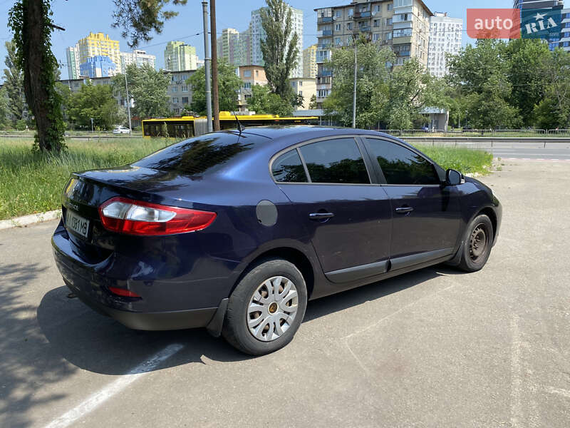 Седан Renault Fluence 2013 в Киеве