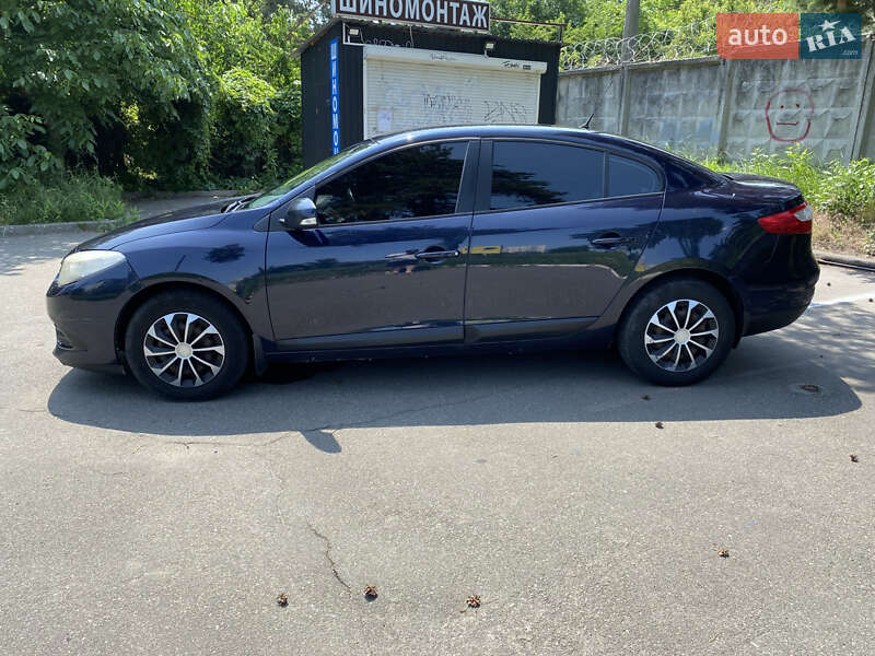 Седан Renault Fluence 2013 в Киеве