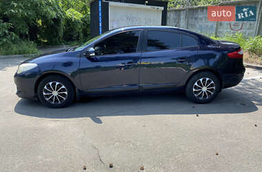 Седан Renault Fluence 2013 в 
