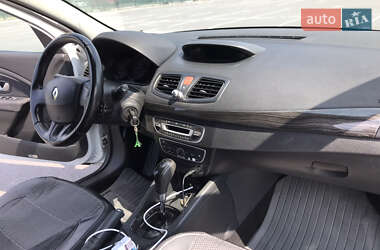 Седан Renault Fluence 2010 в 