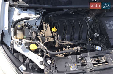 Седан Renault Fluence 2010 в 