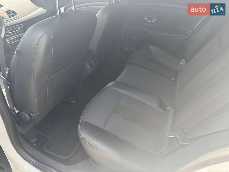 Седан Renault Fluence 2011 в Одессе