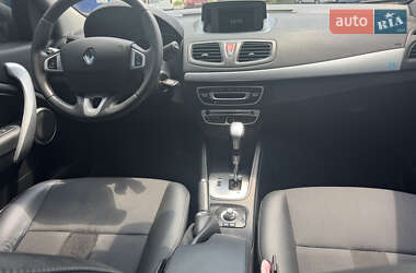 Седан Renault Fluence 2011 в 
