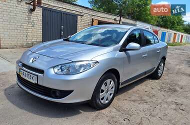Седан Renault Fluence 2011 в 