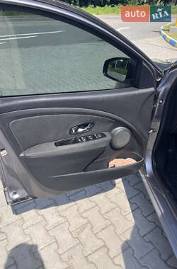Седан Renault Fluence 2015 в 
