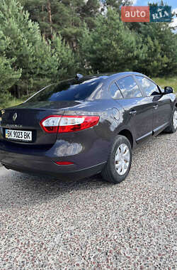 Седан Renault Fluence 2014 в 