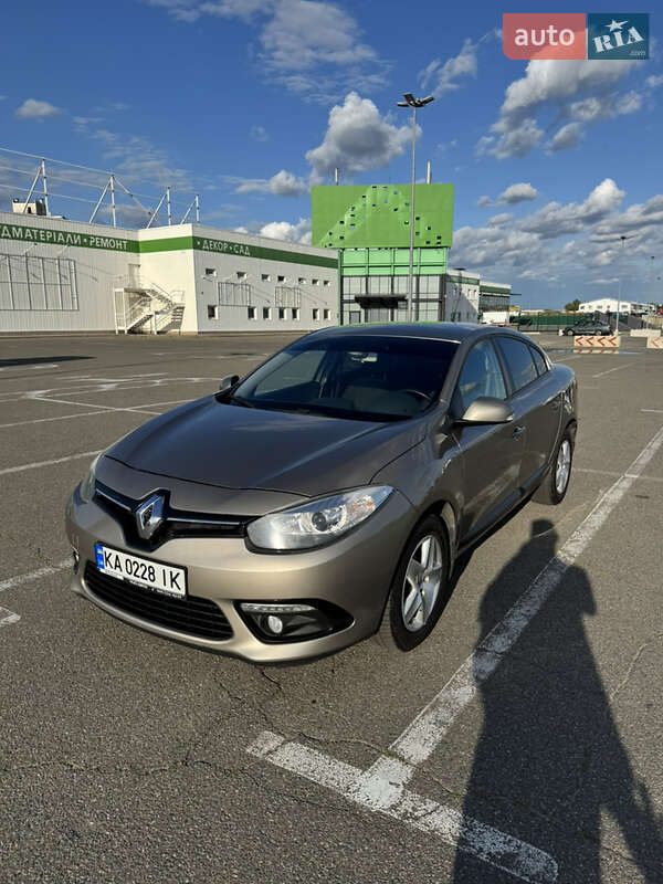 Седан Renault Fluence 2015 в Киеве