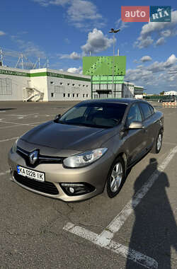 Седан Renault Fluence 2015 в 