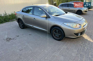 Седан Renault Fluence 2011 в 