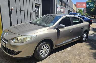Седан Renault Fluence 2011 в 