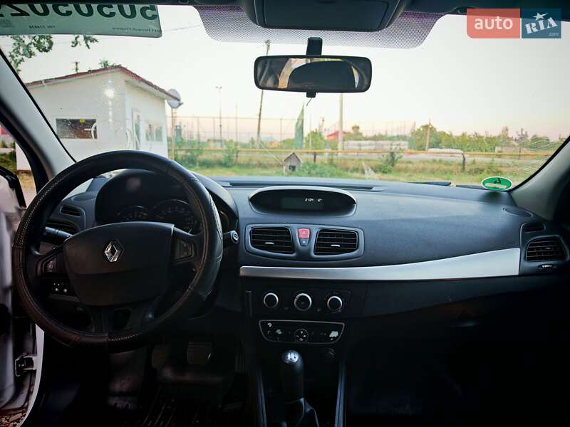 Седан Renault Fluence 2010 в Черновцах фото 11 Седан Renault Fluence 2010 в Черновцах