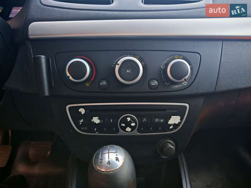 Седан Renault Fluence 2010 в Черновцах фото 14 Седан Renault Fluence 2010 в Черновцах