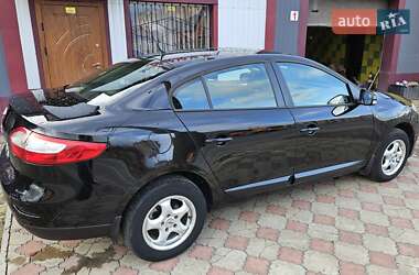 Седан Renault Fluence 2013 в 