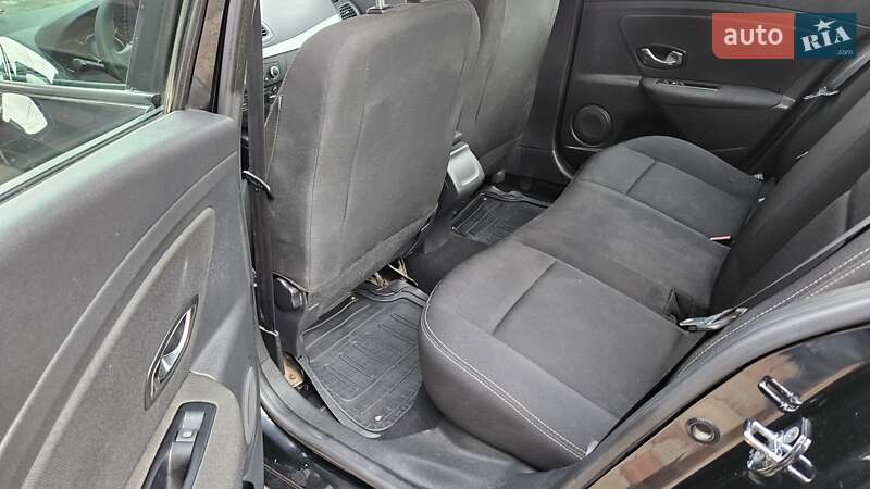 Седан Renault Fluence 2013 в Калуше