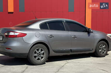 Седан Renault Fluence 2013 в 