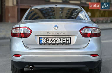 Седан Renault Fluence 2011 в 