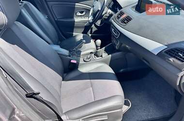 Седан Renault Fluence 2010 в 