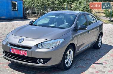 Седан Renault Fluence 2010 в 
