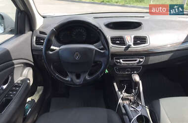 Седан Renault Fluence 2010 в 