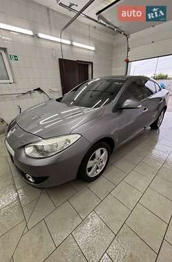 Седан Renault Fluence 2010 в 