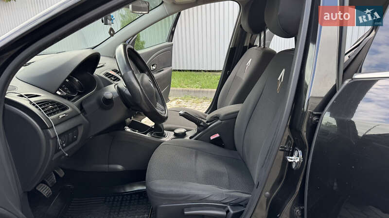 Седан Renault Fluence 2011 в Ивано-Франковске